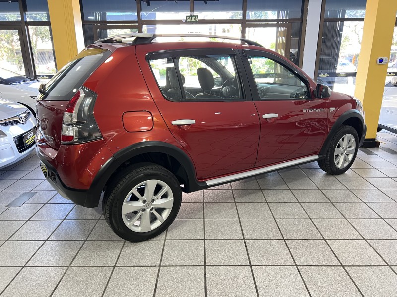 SANDERO 1.6 STEPWAY 16V FLEX 4P AUTOMÁTICO - 2013 - CAXIAS DO SUL