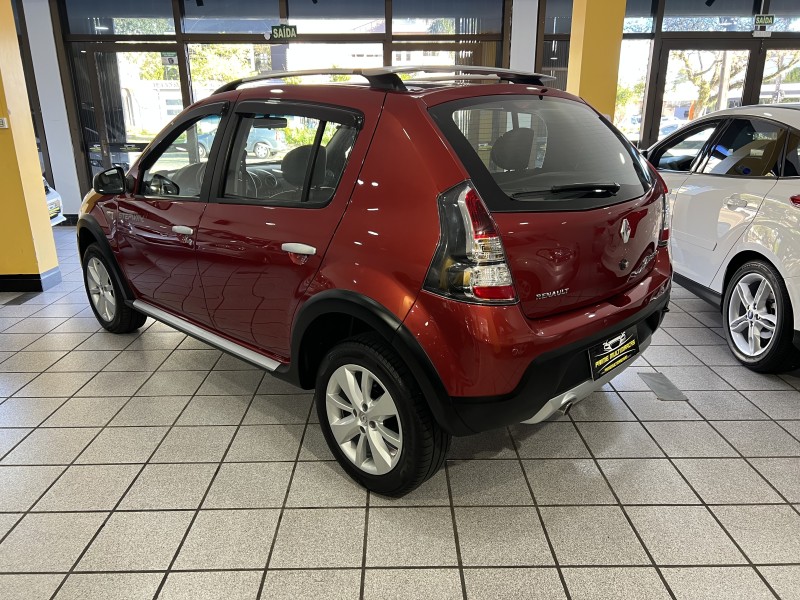 SANDERO 1.6 STEPWAY 16V FLEX 4P AUTOMÁTICO - 2013 - CAXIAS DO SUL