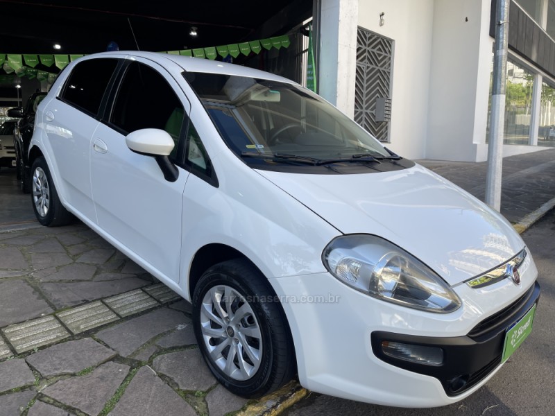 PUNTO 1.4 ATTRACTIVE ITALIA 8V FLEX 4P MANUAL - 2013 - BENTO GONçALVES