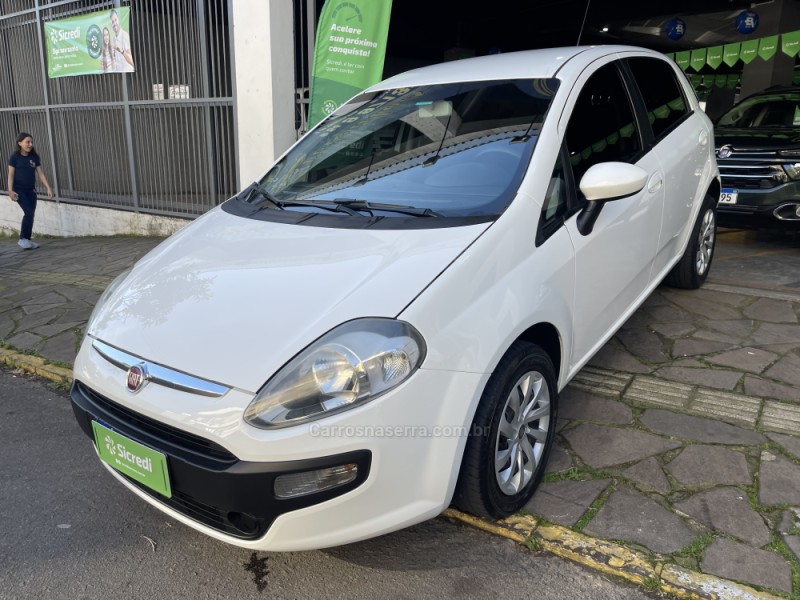 PUNTO 1.4 ATTRACTIVE ITALIA 8V FLEX 4P MANUAL - 2013 - BENTO GONçALVES