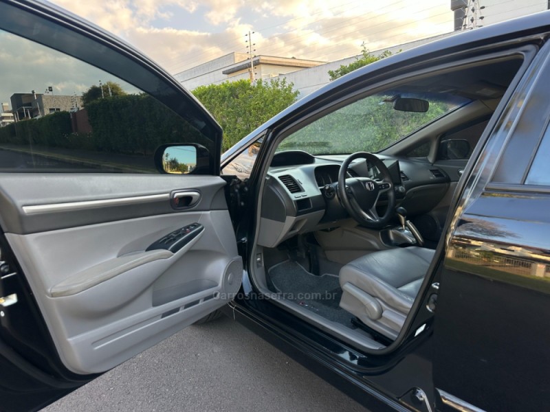 CIVIC 1.8 EXS 16V GASOLINA 4P AUTOMÁTICO - 2008 - SãO LEOPOLDO