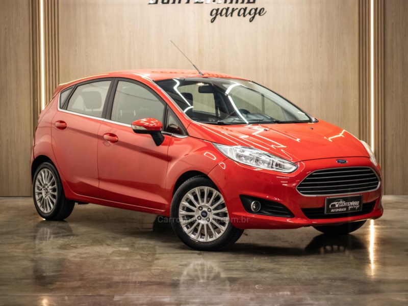 fiesta 1.6 titanium hatch 16v flex 4p automatico 2015 caxias do sul