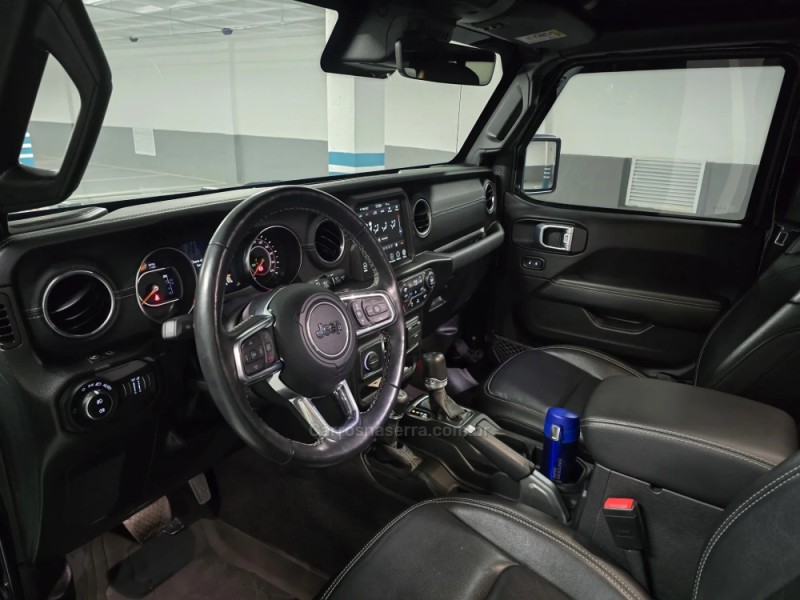 WRANGLER 2.0 SAHARA OVERLAND 4X4 16V GASOLINA 4P AUTOMÁTICO - 2023 - PORTO ALEGRE