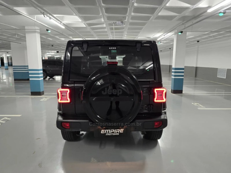 WRANGLER 2.0 SAHARA OVERLAND 4X4 16V GASOLINA 4P AUTOMÁTICO - 2023 - PORTO ALEGRE