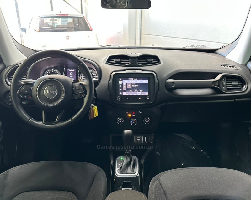 RENEGADE 1.8 16V NIGHT EAGLE 4X2 FLEX 4P AUTOMÁTICO - 2021 - VACARIA