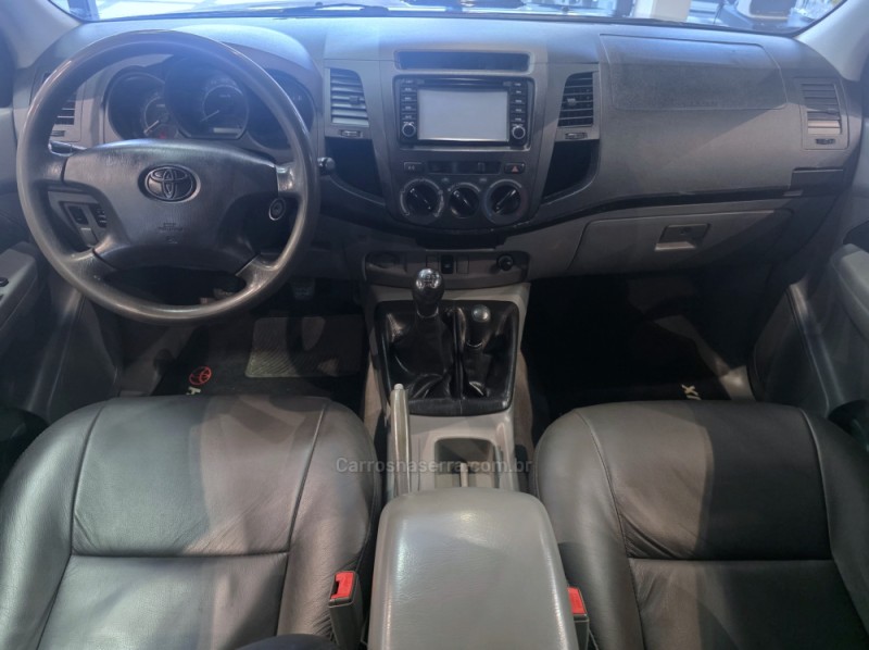 HILUX 3.0 SR 4X4 CD 8V TURBO DIESEL 4P MANUAL - 2009 - CAXIAS DO SUL