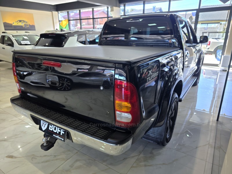 HILUX 3.0 SR 4X4 CD 8V TURBO DIESEL 4P MANUAL - 2009 - CAXIAS DO SUL