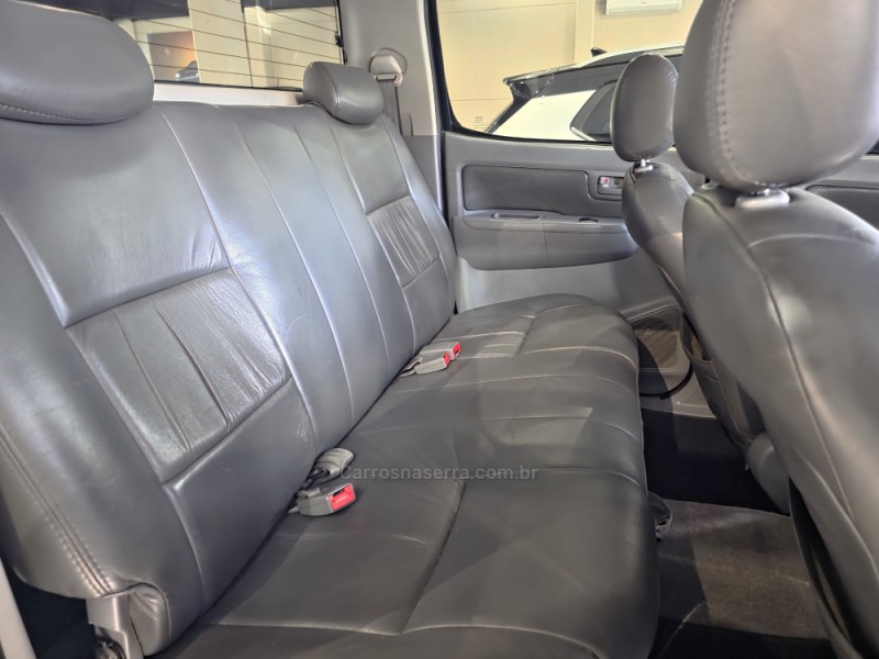 HILUX 3.0 SR 4X4 CD 8V TURBO DIESEL 4P MANUAL - 2009 - CAXIAS DO SUL