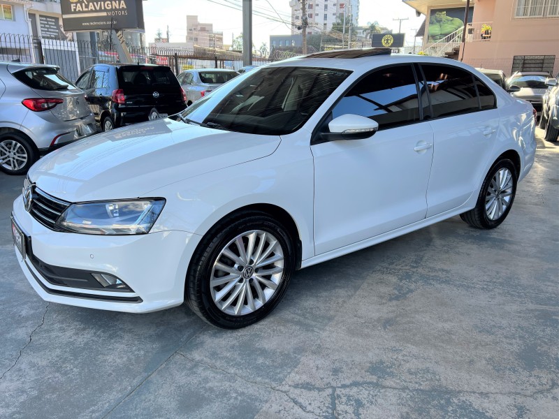 JETTA 1.4 16V TSI COMFORTLINE GASOLINA 4P TIPTRONIC - 2017 - CAXIAS DO SUL