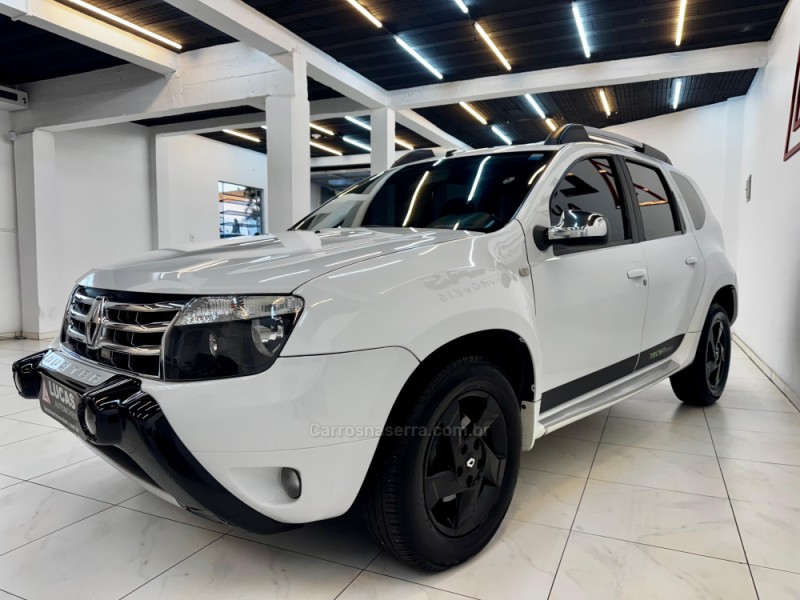 DUSTER 2.0 TECH ROAD II 4X2 16V FLEX 4P AUTOMÁTICO - 2014 - BOM RETIRO DO SUL