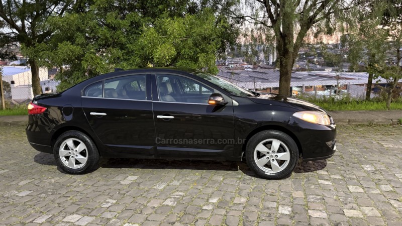 FLUENCE 2.0 DYNAMIQUE 16V FLEX 4P MANUAL - 2011 - CAXIAS DO SUL