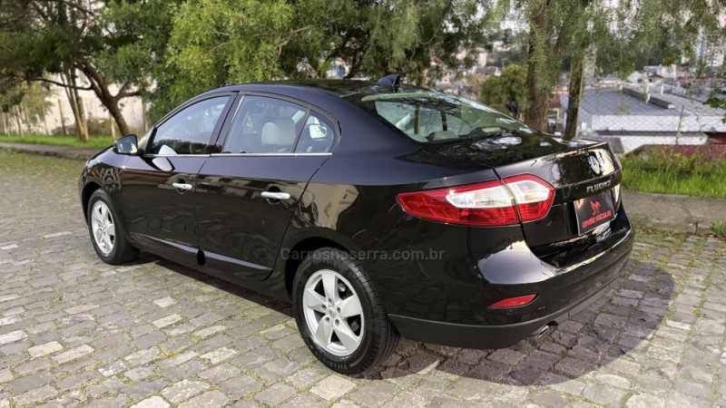FLUENCE 2.0 DYNAMIQUE 16V FLEX 4P MANUAL - 2011 - CAXIAS DO SUL