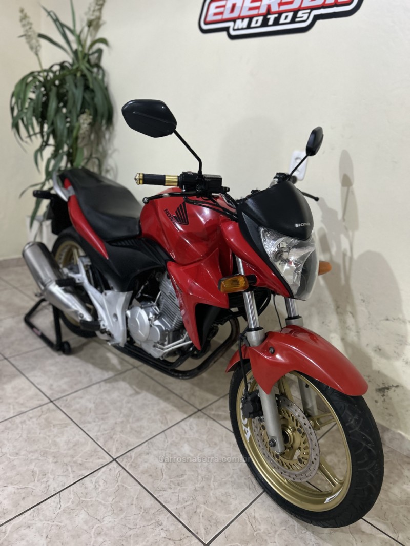 CB 300R  - 2015 - CAXIAS DO SUL