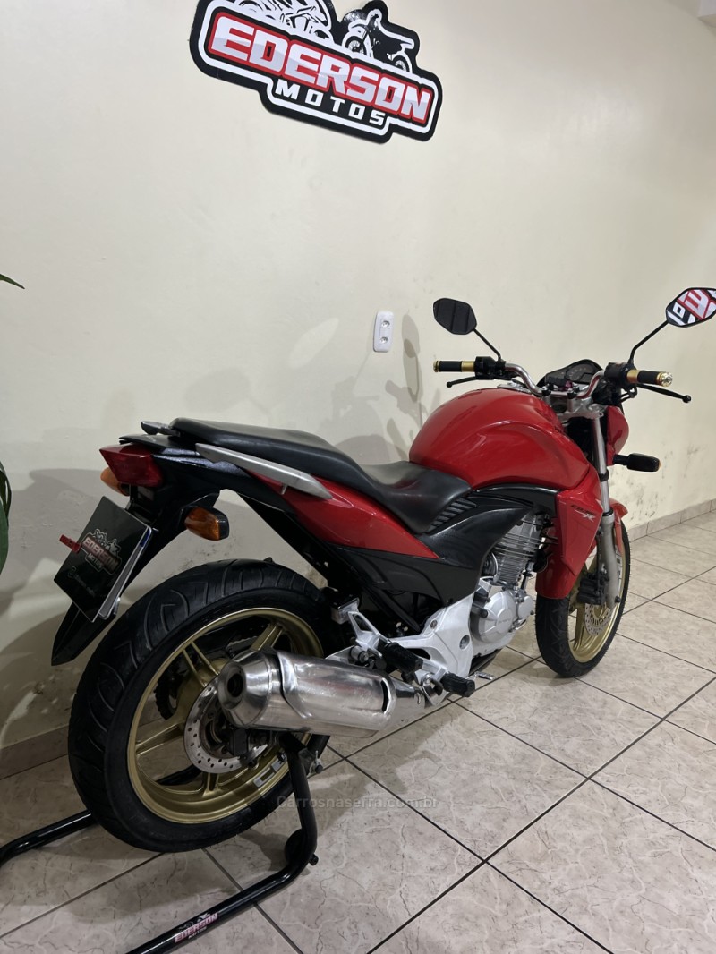 CB 300R  - 2015 - CAXIAS DO SUL