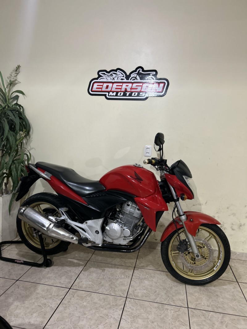CB 300R  - 2015 - CAXIAS DO SUL