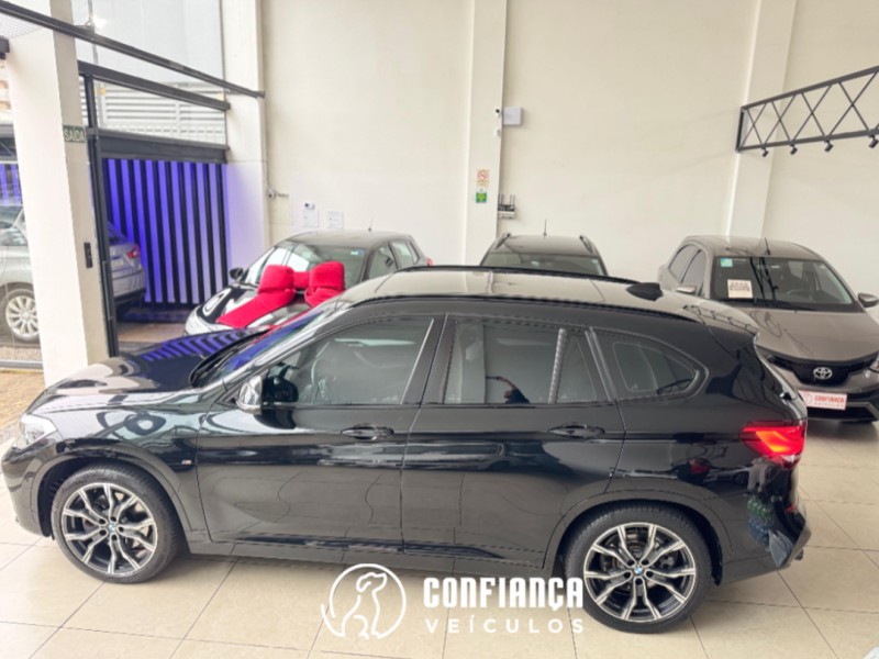 X1 2.0 SDRIVE20I M SPORT ACTIVEFLEX 25 ANOS 16V TURBO 4P AUTOMÁTICO - 2021 - BENTO GONçALVES