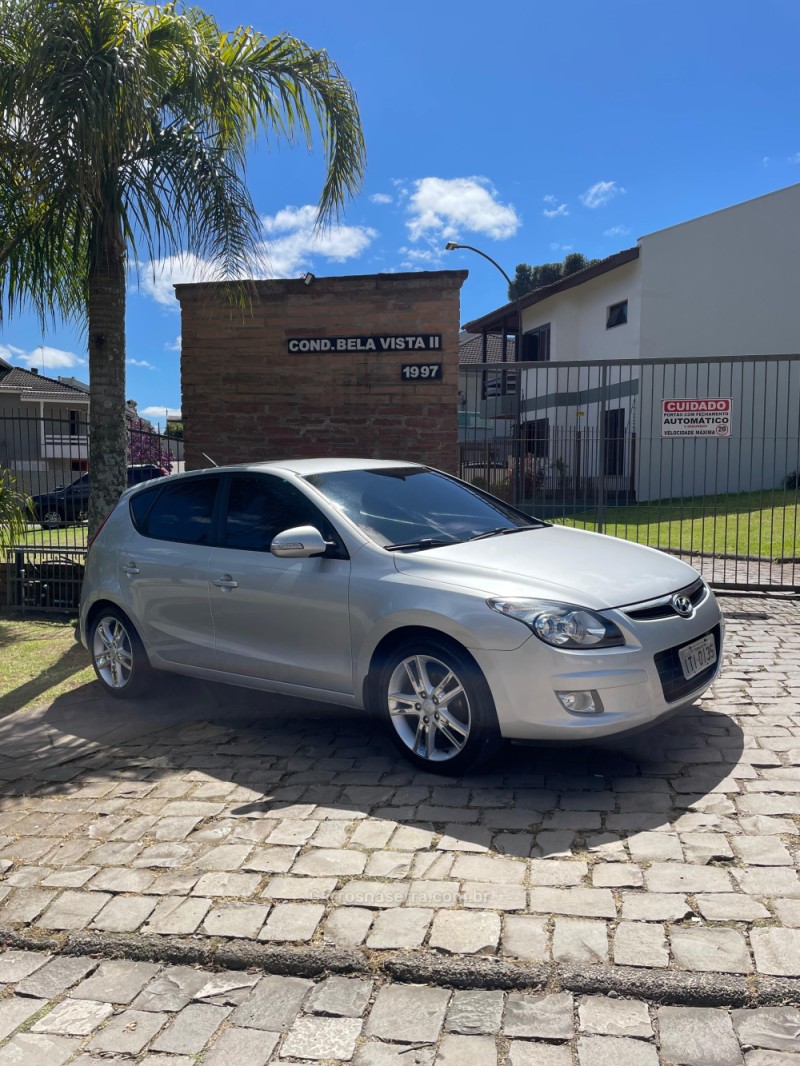 I30 2.0 MPFI GLS 16V GASOLINA 4P MANUAL - 2012 - CAXIAS DO SUL