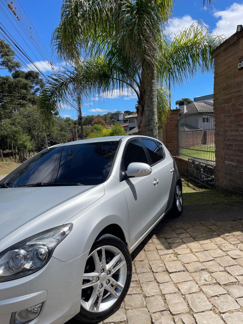 I30 2.0 MPFI GLS 16V GASOLINA 4P MANUAL - 2012 - CAXIAS DO SUL
