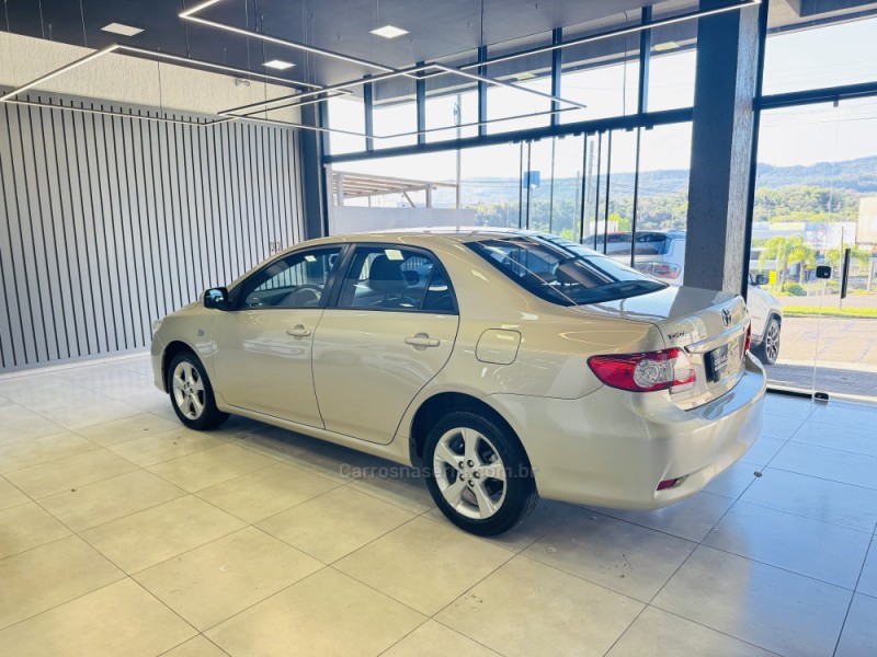 COROLLA 2.0 XEI 16V FLEX 4P AUTOMÁTICO - 2014 - DOIS IRMãOS