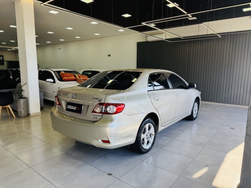 COROLLA 2.0 XEI 16V FLEX 4P AUTOMÁTICO - 2014 - DOIS IRMãOS