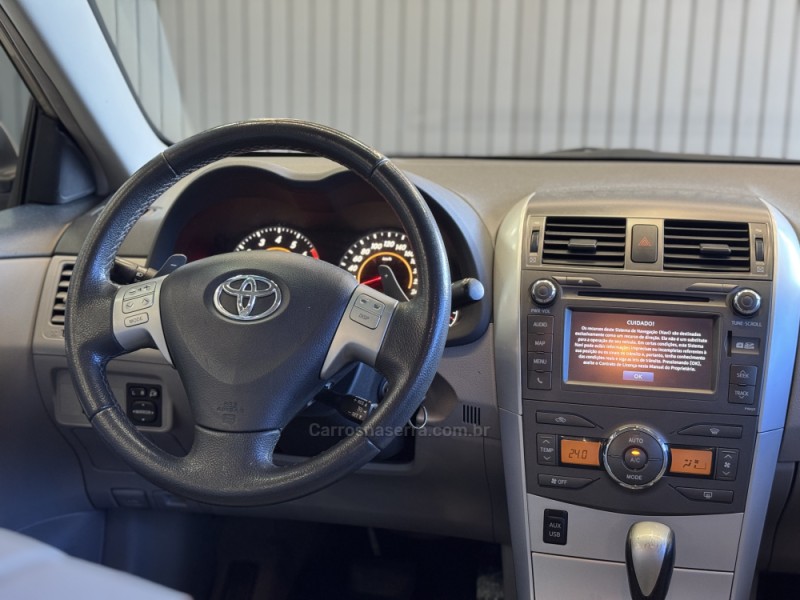 COROLLA 2.0 XEI 16V FLEX 4P AUTOMÁTICO - 2014 - DOIS IRMãOS