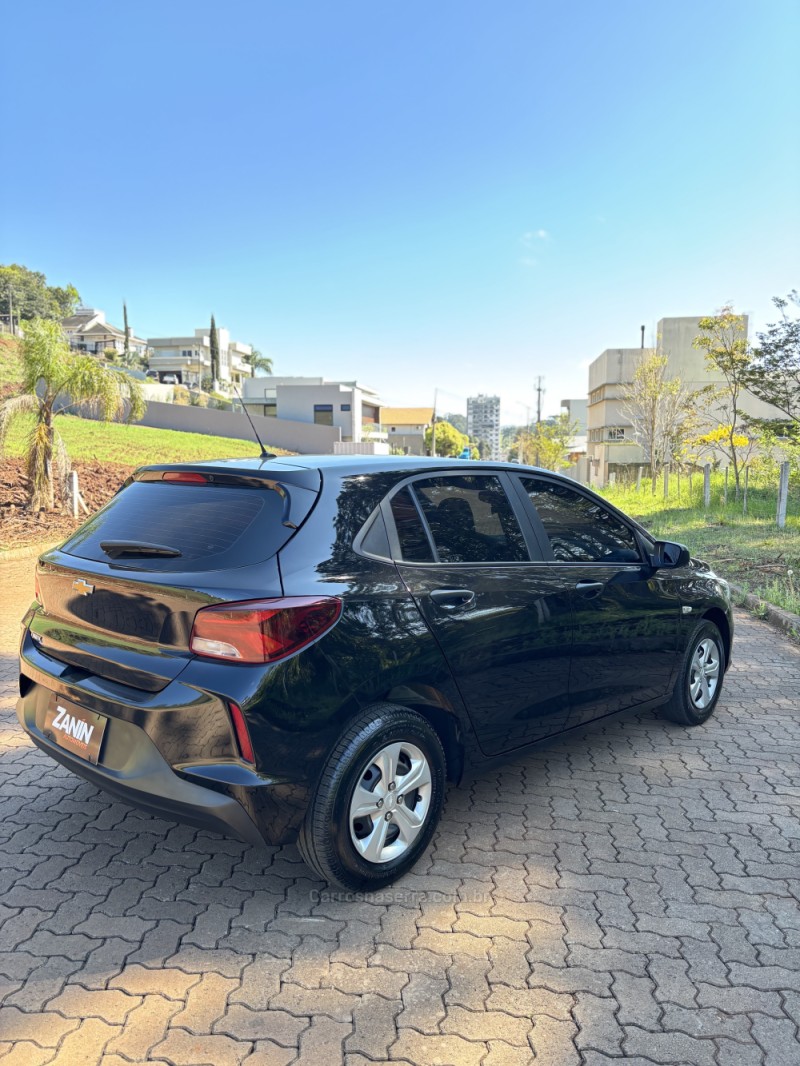 ONIX 1.0 12V FLEX 4P MANUAL - 2024 - SANANDUVA