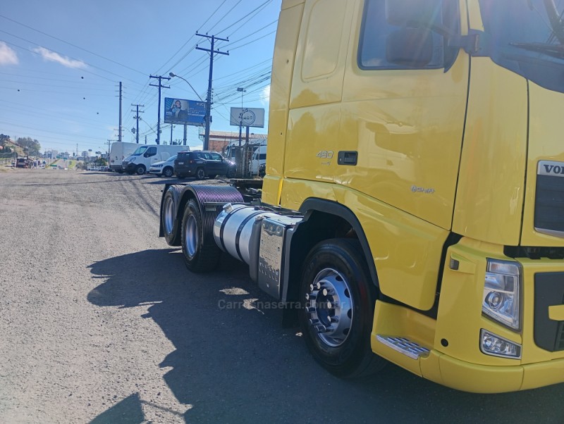 FH 460 GLOBETROTTER 6X2 - 2012 - FARROUPILHA