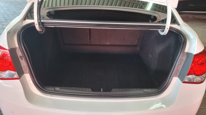 CRUZE 1.8 LT 16V FLEX 4P AUTOMÁTICO - 2015 - GARIBALDI