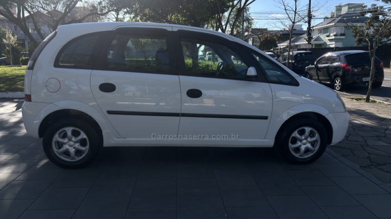 MERIVA 1.8 MPFI 8V GASOLINA 4P MANUAL - 2003 - BENTO GONçALVES