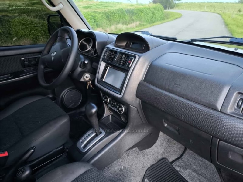 PAJERO TR4 2.0 4X4 16V 140CV FLEX 4P AUTOMÁTICO - 2012 - CAXIAS DO SUL