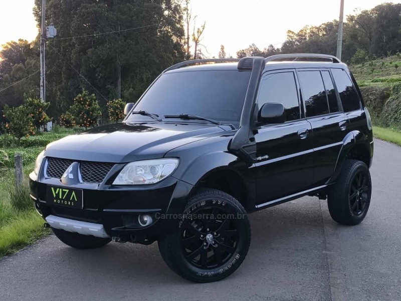 PAJERO TR4 2.0 4X4 16V 140CV FLEX 4P AUTOMÁTICO - 2012 - CAXIAS DO SUL
