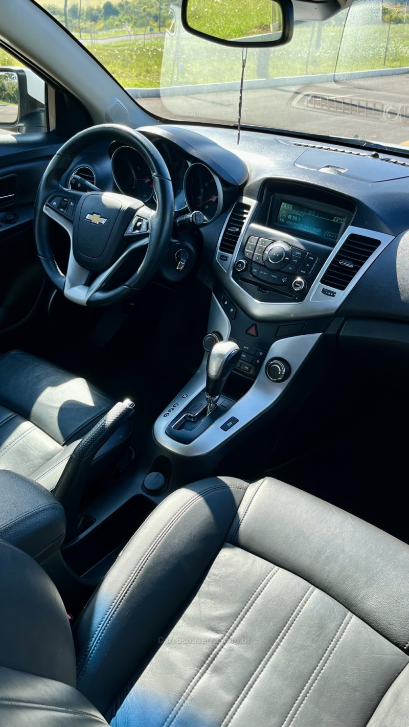 CRUZE 1.8 LT SPORT6 16V FLEX 4P AUTOMÁTICO - 2014 - CARLOS BARBOSA