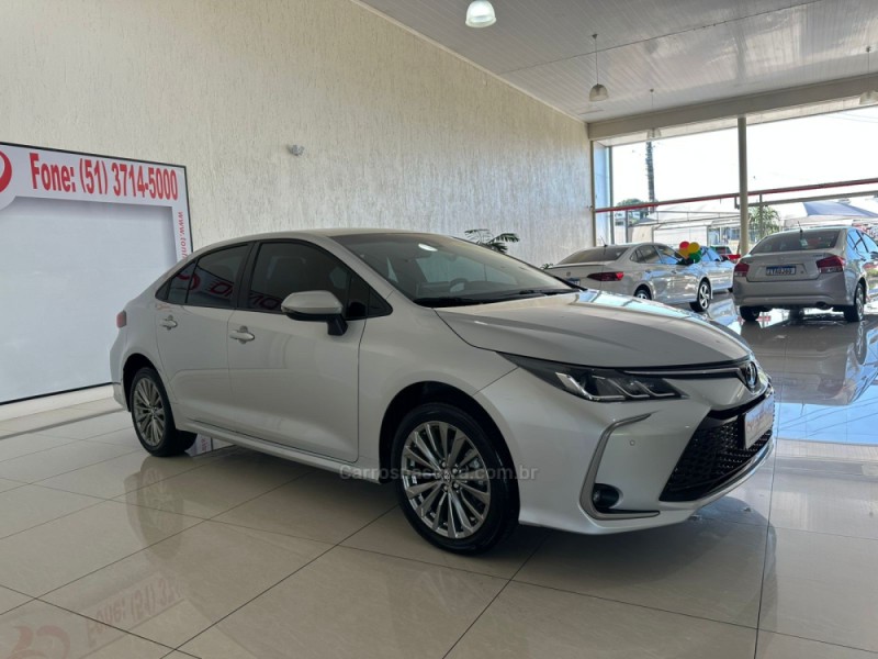 COROLLA 2.0 XEI 16V FLEX 4P AUTOMÁTICO - 2024 - LAJEADO