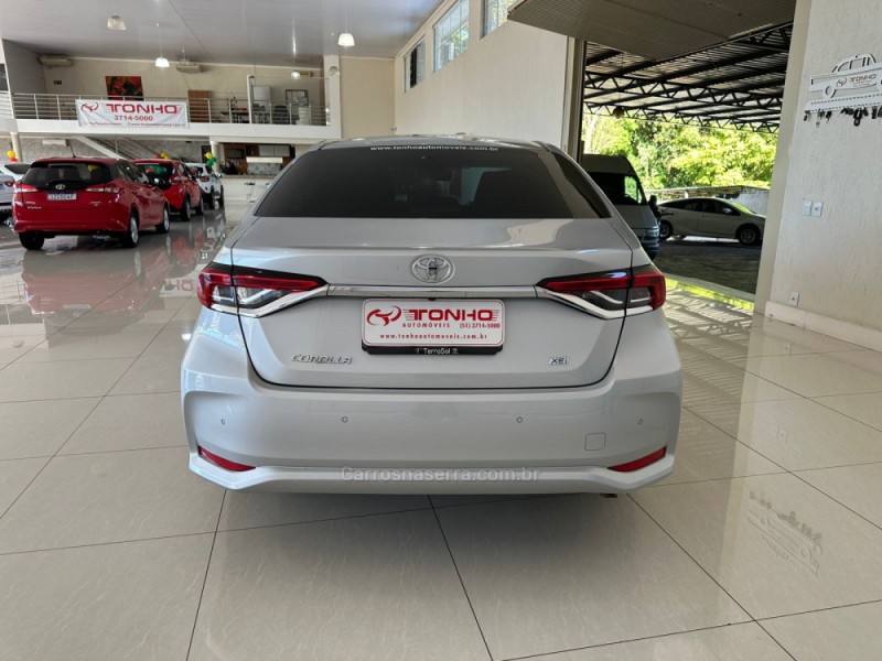 COROLLA 2.0 XEI 16V FLEX 4P AUTOMÁTICO - 2024 - LAJEADO