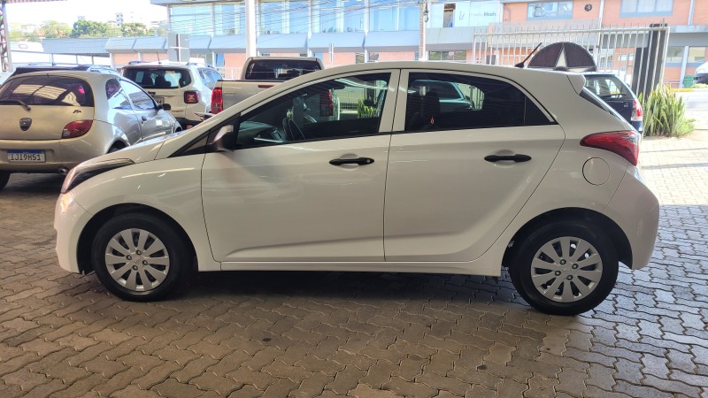 HB20 1.0 COMFORT 12V FLEX 4P MANUAL - 2018 - GARIBALDI