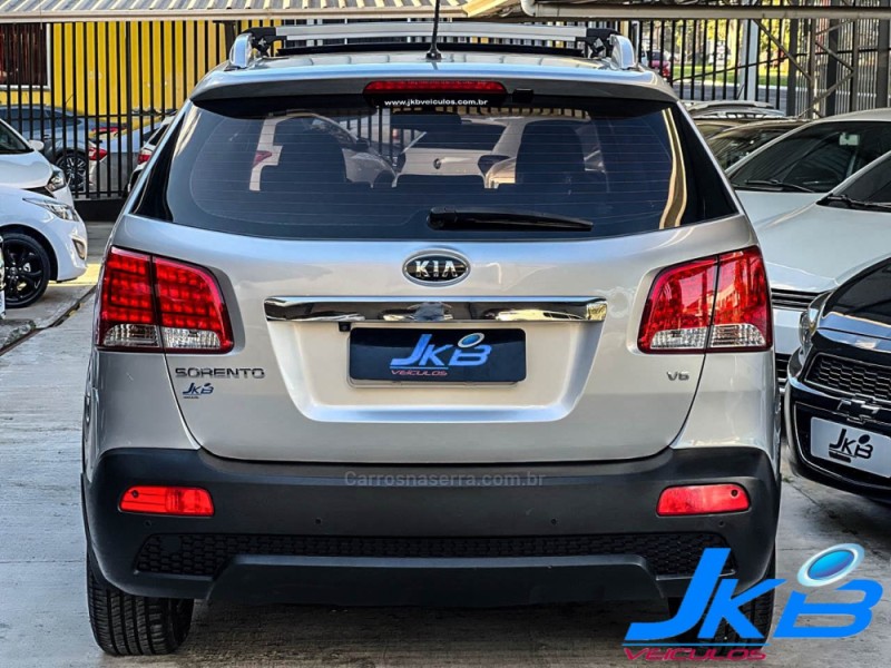 SORENTO EX 3.5 L V6 4X4 AUTOMÁTICO - 2013 - NOVO HAMBURGO