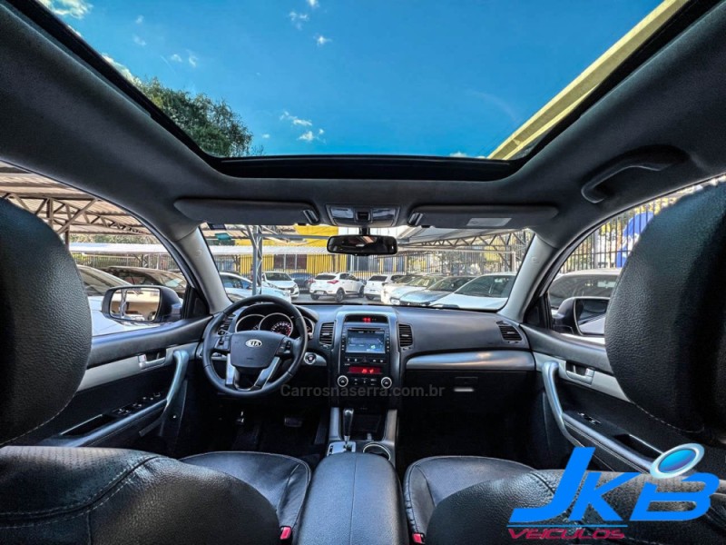 SORENTO EX 3.5 L V6 4X4 AUTOMÁTICO - 2013 - NOVO HAMBURGO
