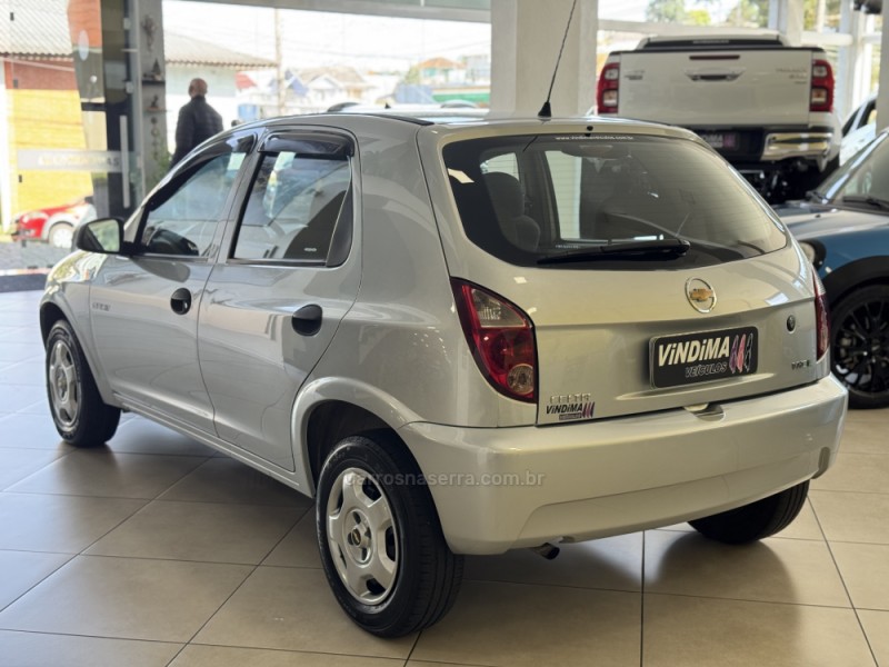 CELTA 1.0 MPFI SPIRIT 8V FLEX 4P MANUAL - 2011 - FLORES DA CUNHA