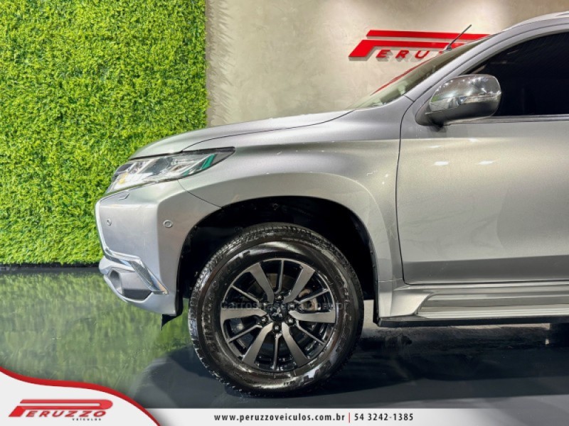 PAJERO SPORT 2.4 HPE 4X4 DIESEL 4P AUTOMÁTICA - 2020 - NOVA PRATA