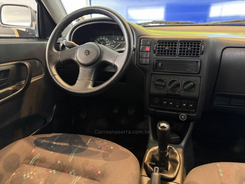 POLO 1.8 MI CLASSIC SEDAN 8V GASOLINA 4P MANUAL - 1999 - SãO LEOPOLDO