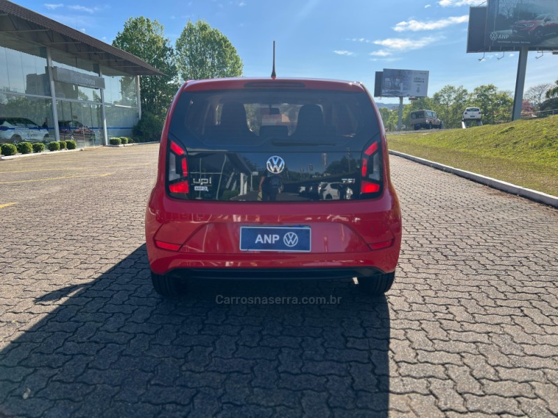 UP 1.0 TSI MOVE UP 12V FLEX 4P MANUAL - 2018 - NOVA PETRóPOLIS