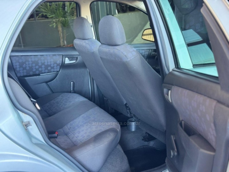 PRISMA 1.4 MPFI JOY 8V FLEX 4P MANUAL - 2010 - CAMPO BOM