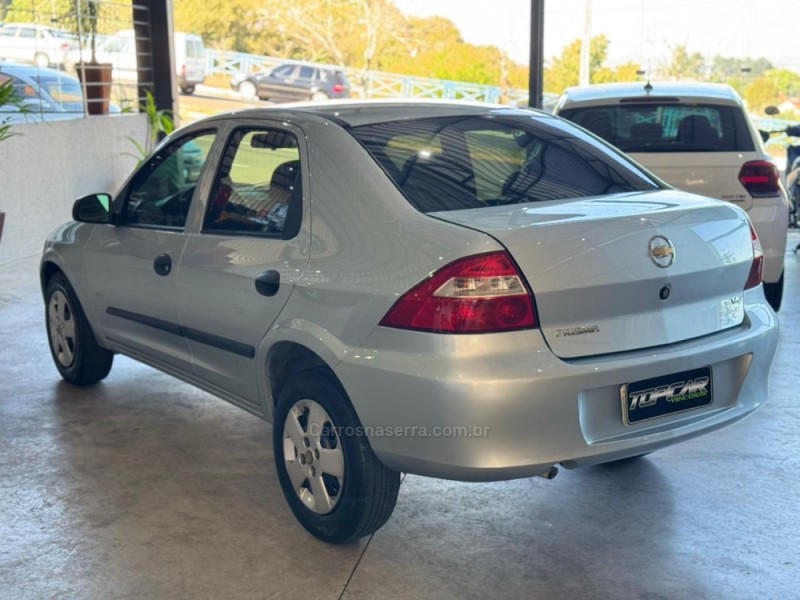 PRISMA 1.4 MPFI JOY 8V FLEX 4P MANUAL - 2010 - CAMPO BOM