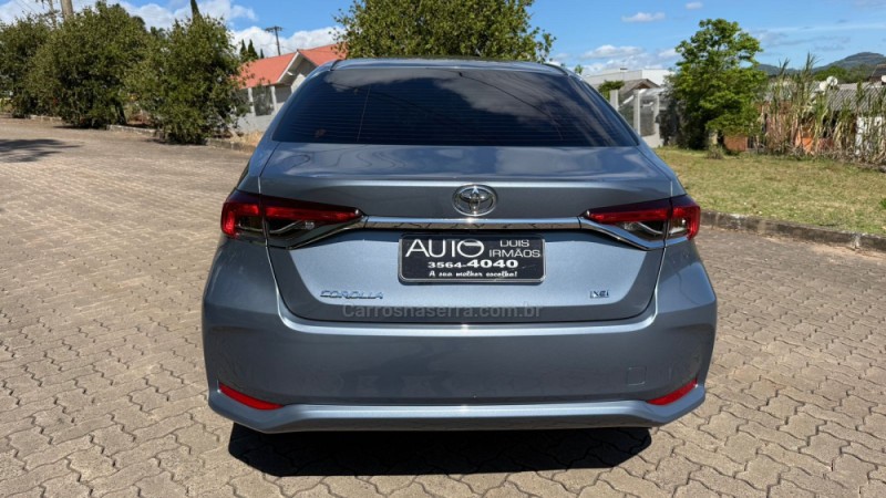 COROLLA 2.0 XEI 16V FLEX 4P AUTOMÁTICO - 2022 - DOIS IRMãOS