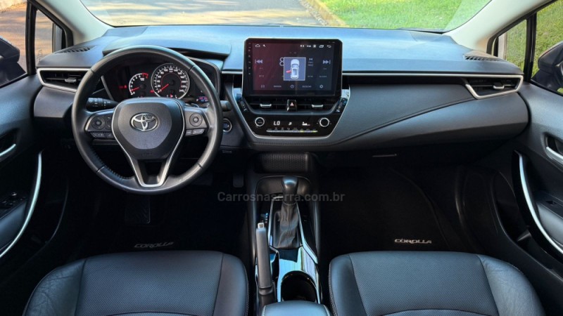 COROLLA 2.0 XEI 16V FLEX 4P AUTOMÁTICO - 2022 - DOIS IRMãOS