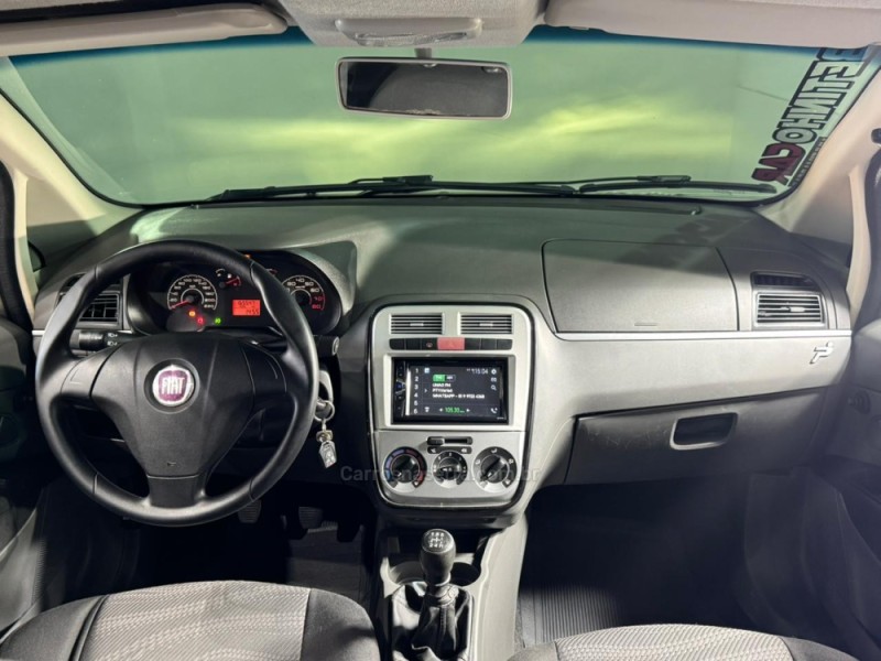 PUNTO 1.4 ATTRACTIVE 8V FLEX 4P MANUAL - 2011 - ESTâNCIA VELHA