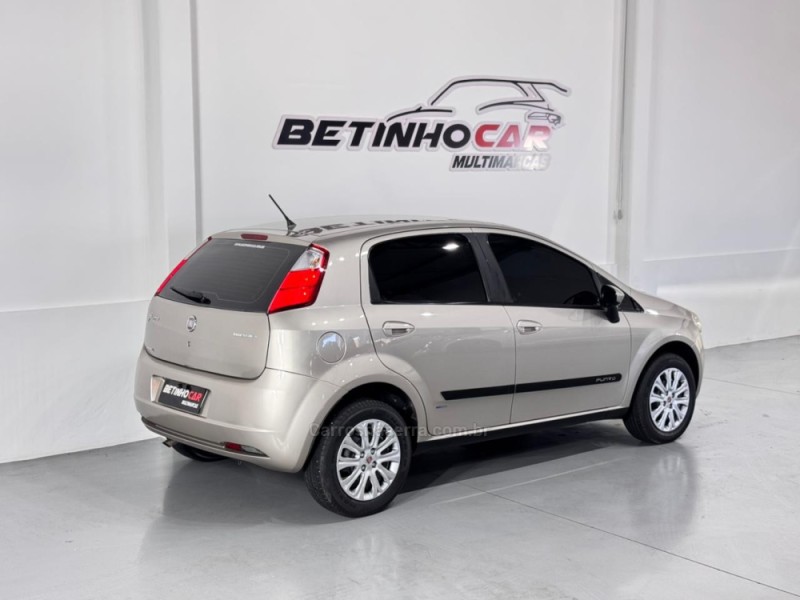 PUNTO 1.4 ATTRACTIVE 8V FLEX 4P MANUAL - 2011 - ESTâNCIA VELHA