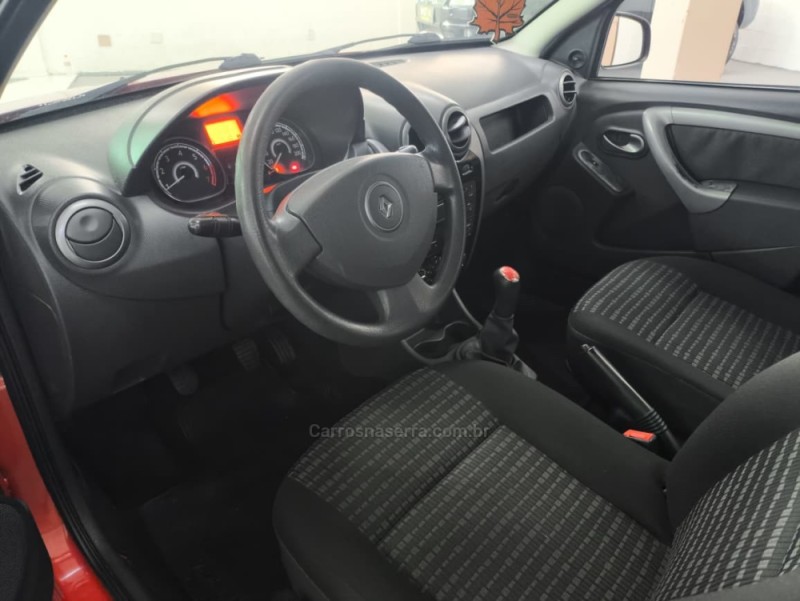 SANDERO 1.0 EXPRESSION 16V FLEX 4P MANUAL - 2012 - CAXIAS DO SUL