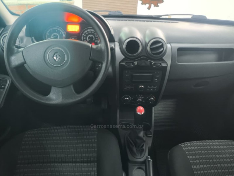 SANDERO 1.0 EXPRESSION 16V FLEX 4P MANUAL - 2012 - CAXIAS DO SUL