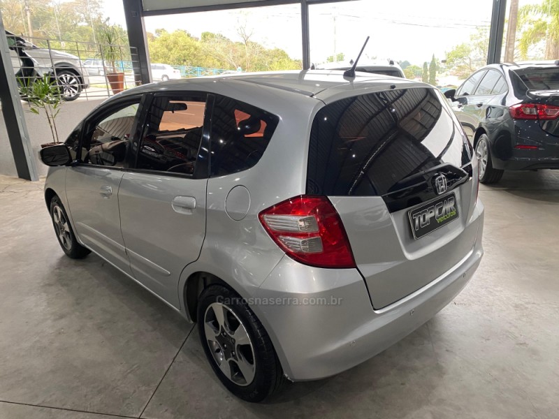 FIT 1.4 LX 8V FLEX 4P MANUAL - 2009 - CAMPO BOM
